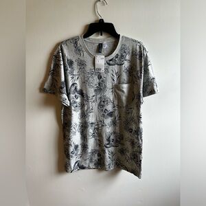 NWT NEVER WORN H&M T Shirt